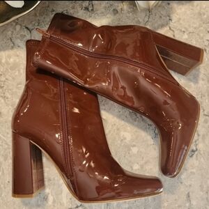 Steve Madden Lynden Patent Ankle Boots Toffee Brown Women's Size 9